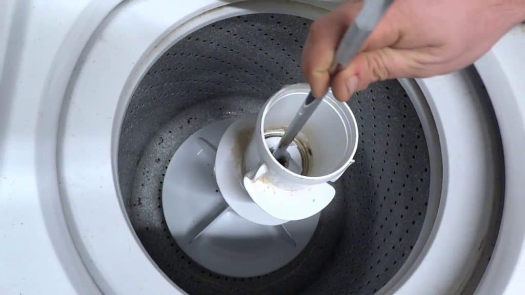Pourquoi la machine à laver fait-elle un grincement lorsqu'elle tourne ? 5