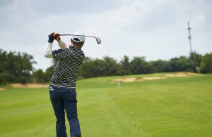 Comment le bon club de golf peut améliorer votre jeu ?