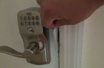 ouvrir une porte avec une carte sans clé